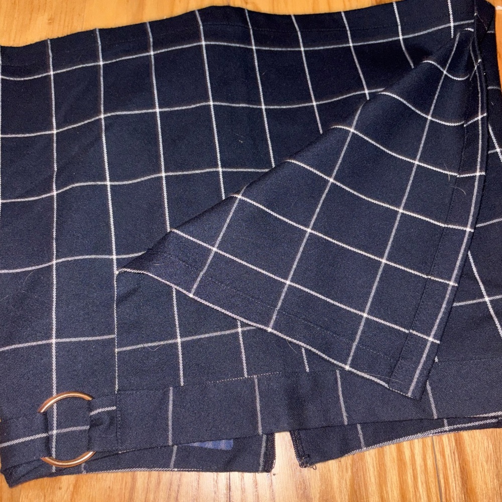 Forever 21 Skirt - Picture 5 of 9